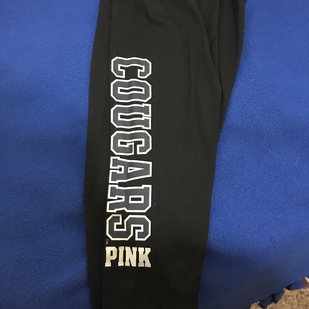 Victoria’s Secret Pink Ultimate BYU leggings!